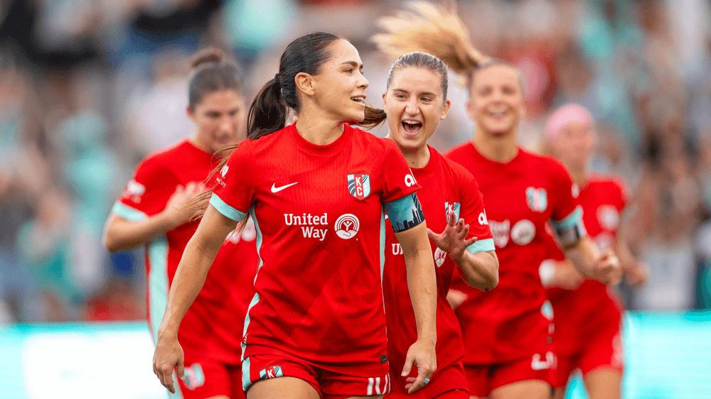 Kansas City Current players celebrate