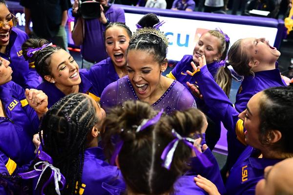 No. 3 LSU senior Haleigh Bryant records the NCAA's 14th-ever gym slam