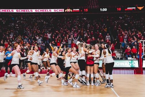 Iowa State Cyclones and the Georgia Bulldogs both take down their ranked opponents on Wednesday night