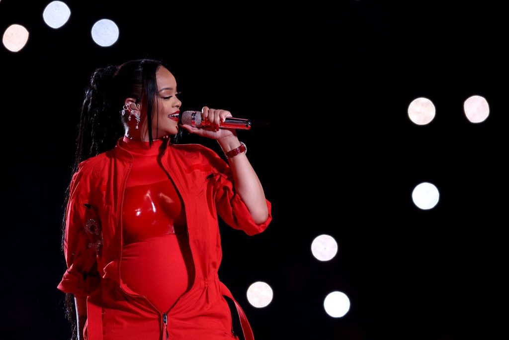 Rihanna performs biggest hits during iconic halftime show