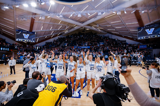 Comebacks highlight opening weekend in Women's March Madness