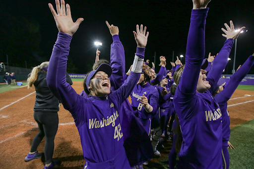Seattle: Washington to face Oklahoma in Super Regionals Thursday at 3:00 pm EST