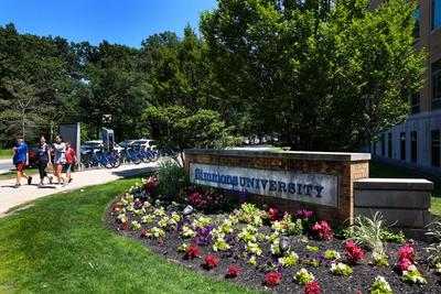 Simmons paves the way with Women’s Sports Business MSM Program