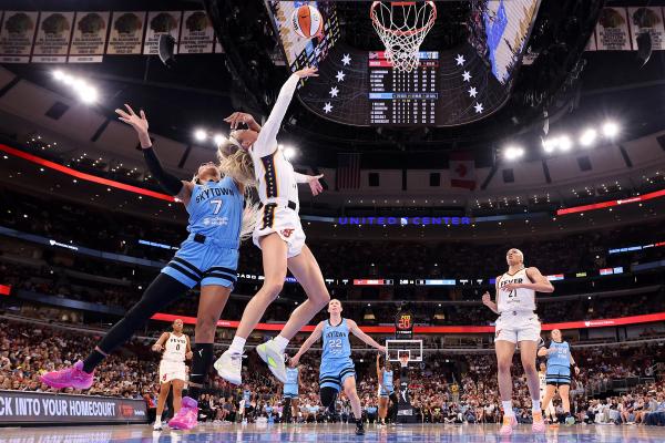 Chicago Sky’s DiJonai Carrington ejected for flagrant foul on Indiana Fever’s Sophie Cunningham