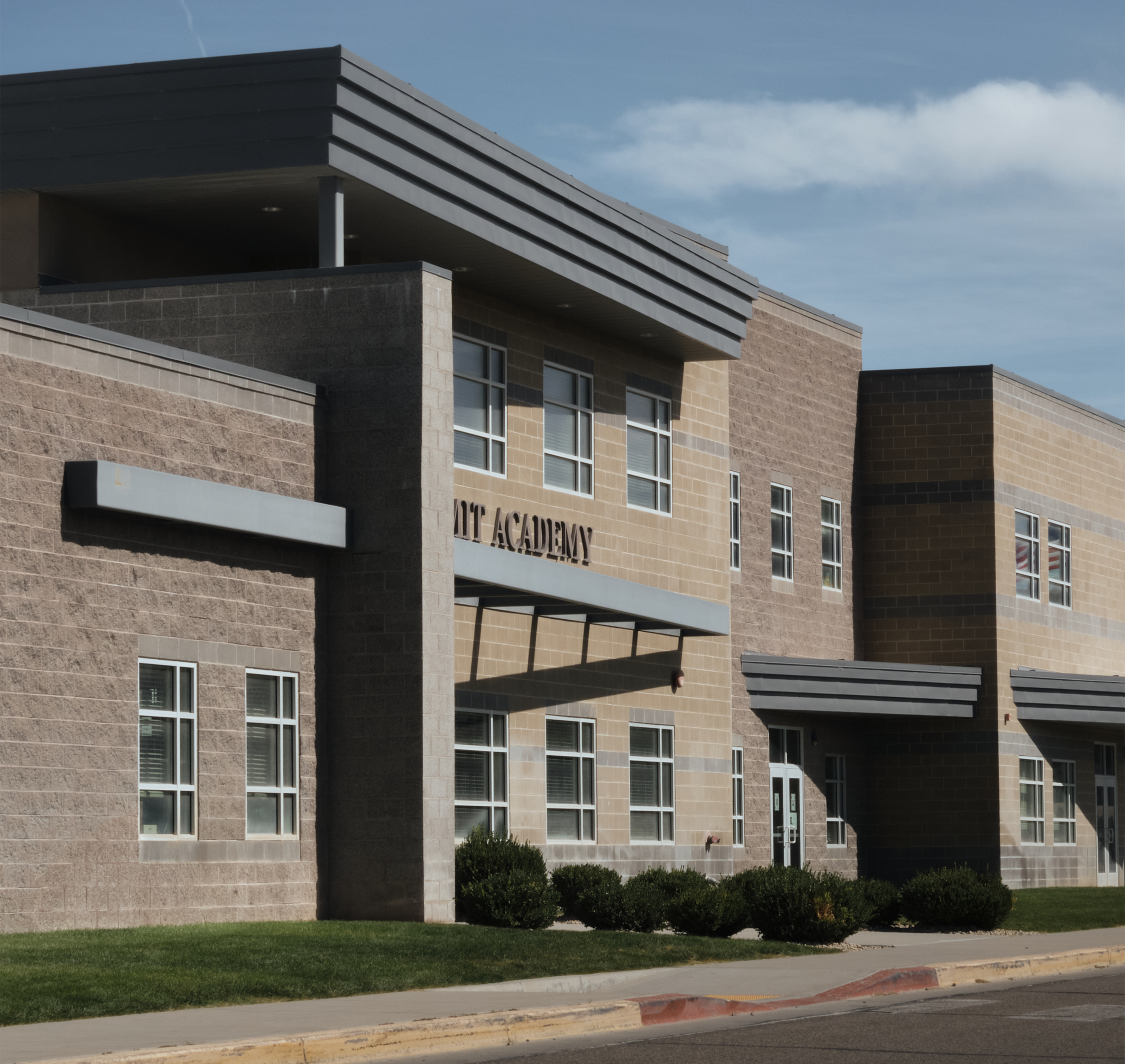 Summit Academy Jr. High School - Gallery image 1