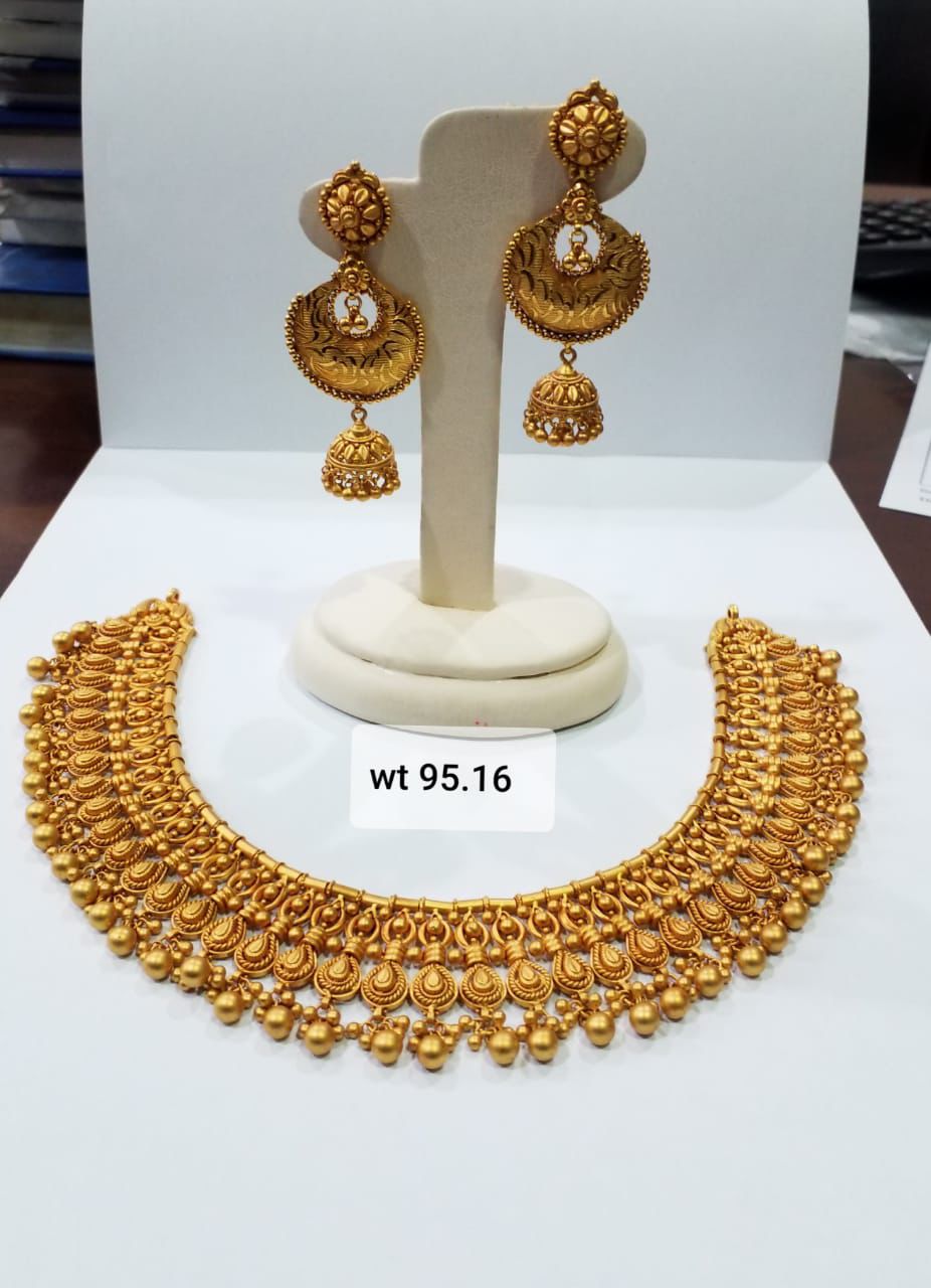 22K gold beaded drop necklace with chandbali earrings