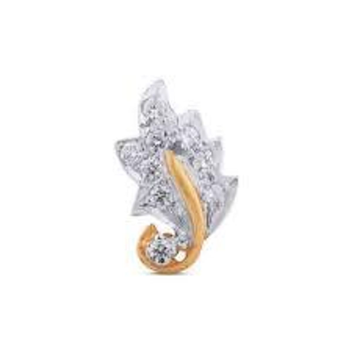 Leaf-inspired diamond nosepin by Venus Jewellers