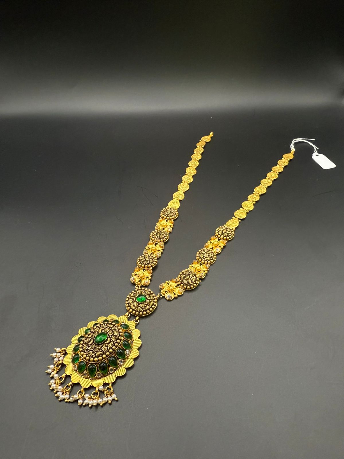 22K gold gold antique coloured-stone long necklace with pearl drops