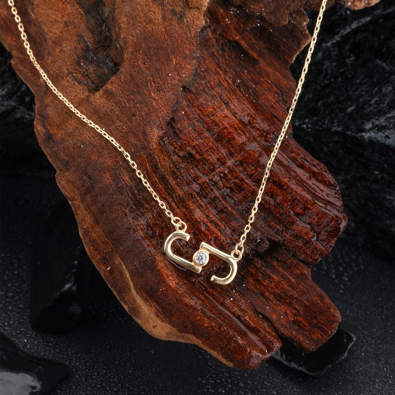 18K gold stone-studded interlocking-link necklace