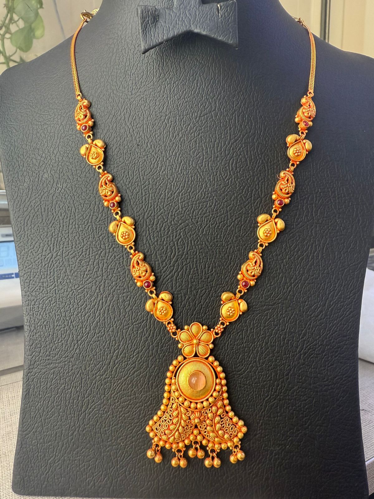 22K gold long stone-studded pendant necklace