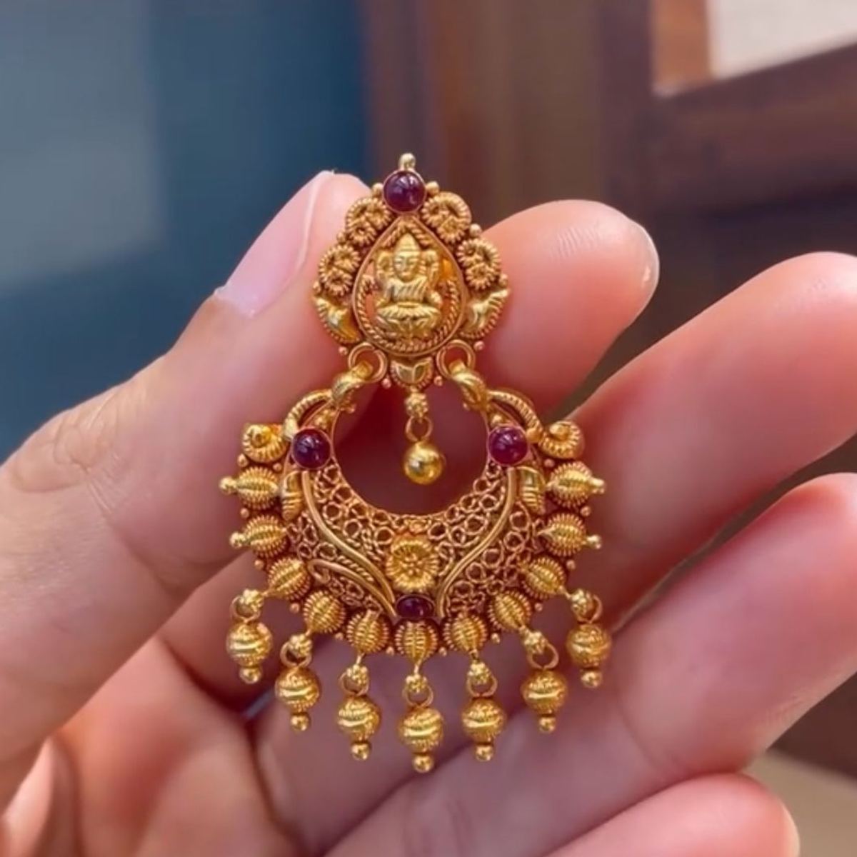 22K gold stone-studded temple pendant