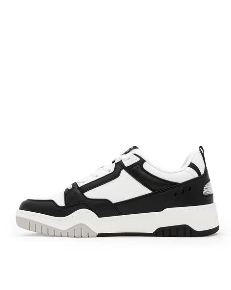RED TAPE Men Round Toe Lace-Up Sneakers On Deal - 3