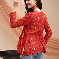 Youthnic Women Bandhani Print Peplum Kurti With Tassles and Kodi - 4