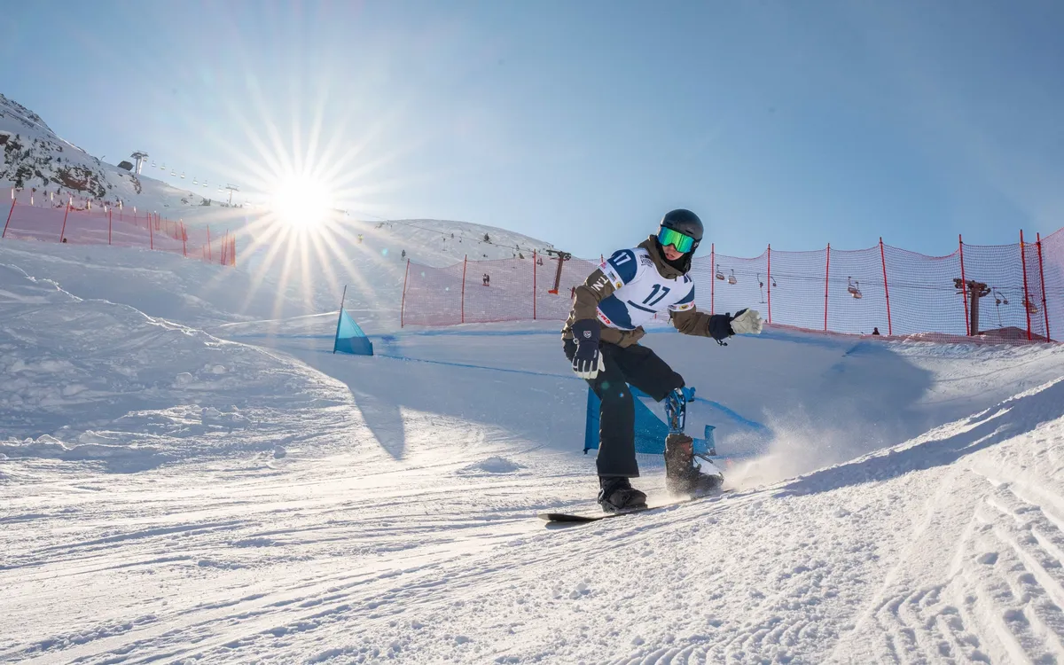 Crazy Curves / FIS Para Snowboard Worldcup: Fotoproduktion, Videoproduktion, Grafik & Branding