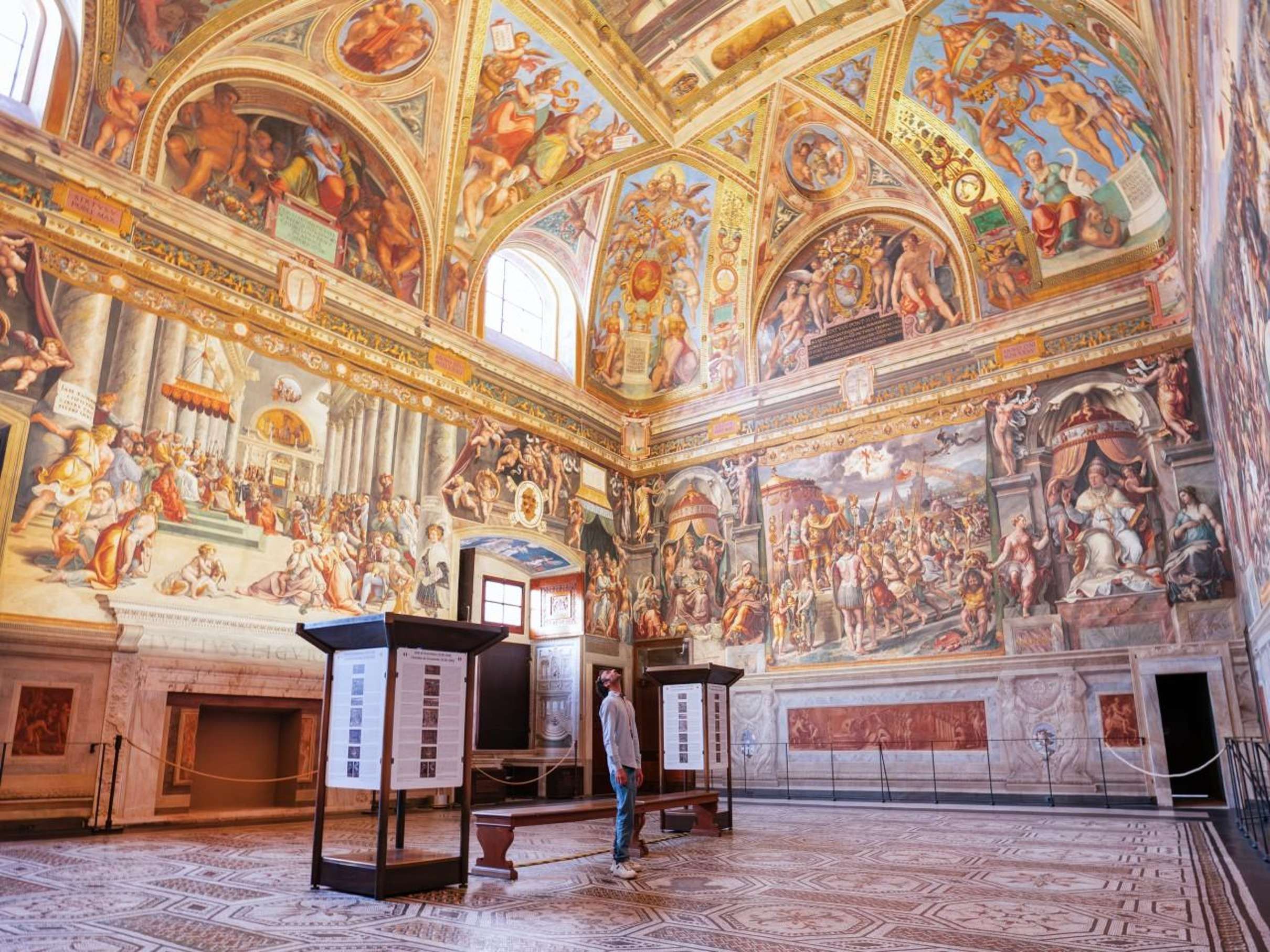 Rome Full Day: Vatican Museums, Colosseum & Walking Tour, Vatican City — photo 2