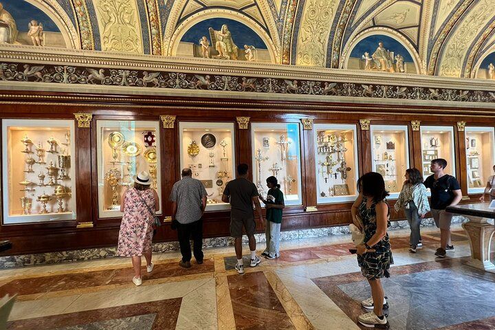 Vatican Museums & Sistine Chapel: Reserved Skip-Line Entry, Vatican City — photo 4