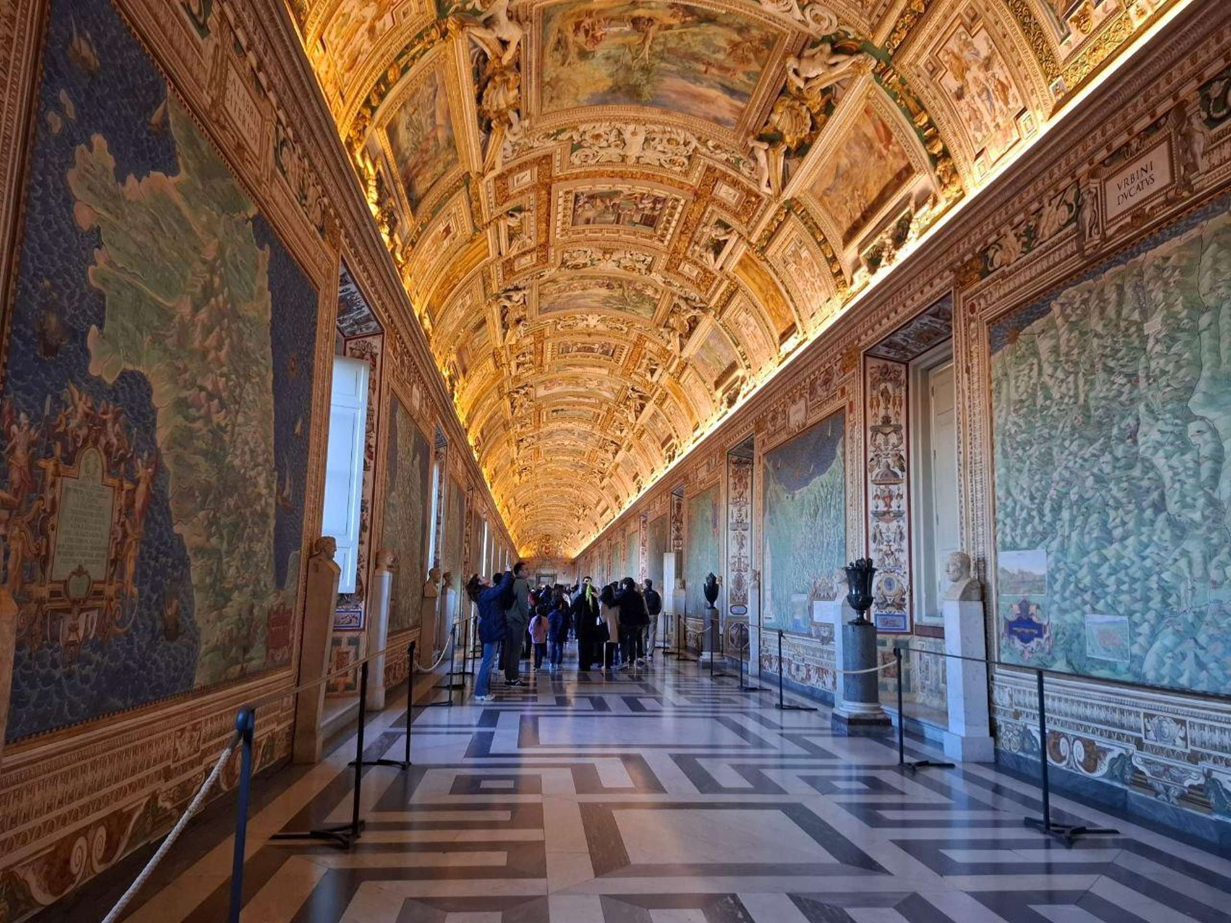Vatican Museums Guided Tour: Licensed Guide & Audio Headsets, Vatican City — photo 1
