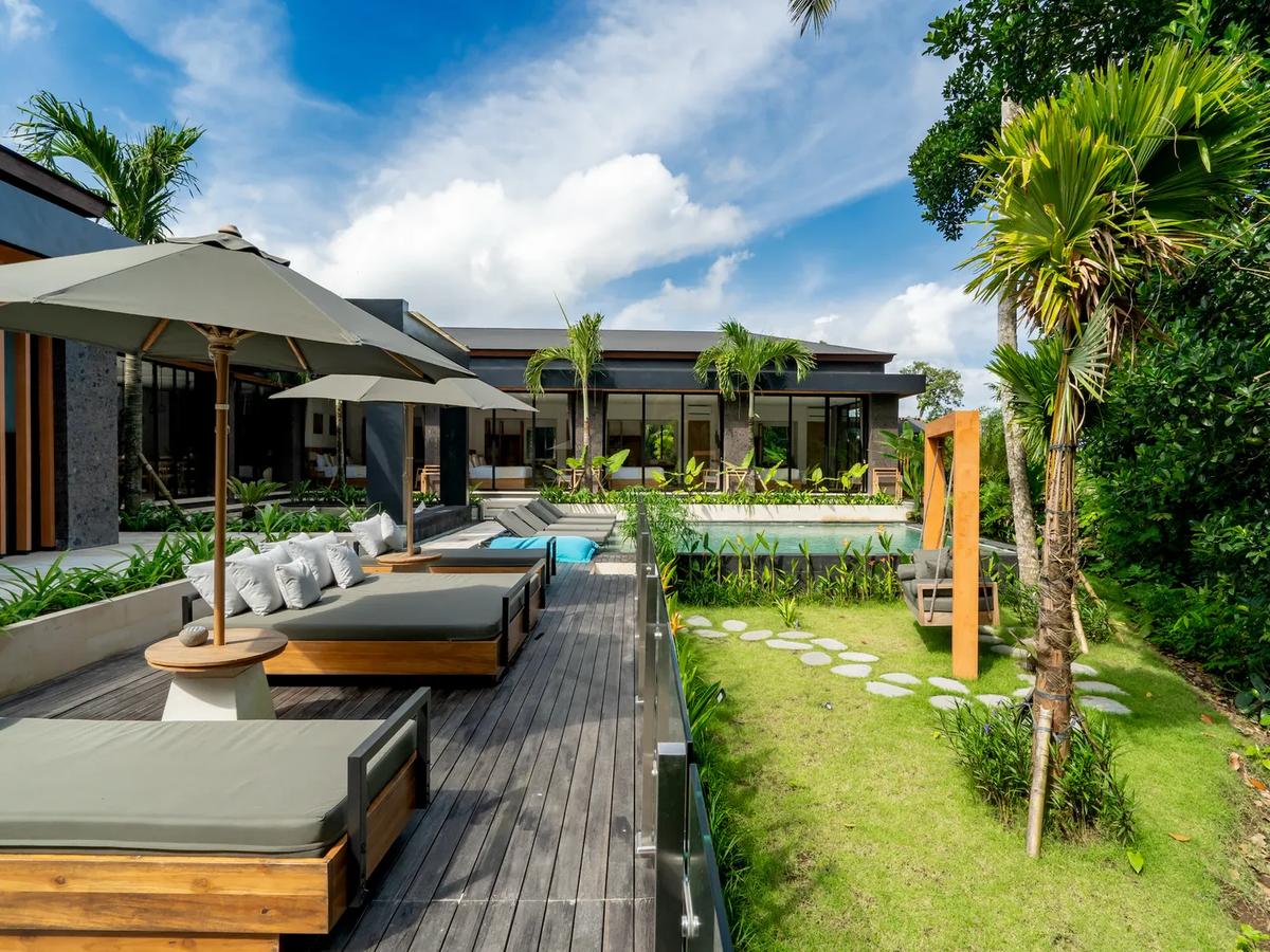 Obsidian Hideaway Villa - 10