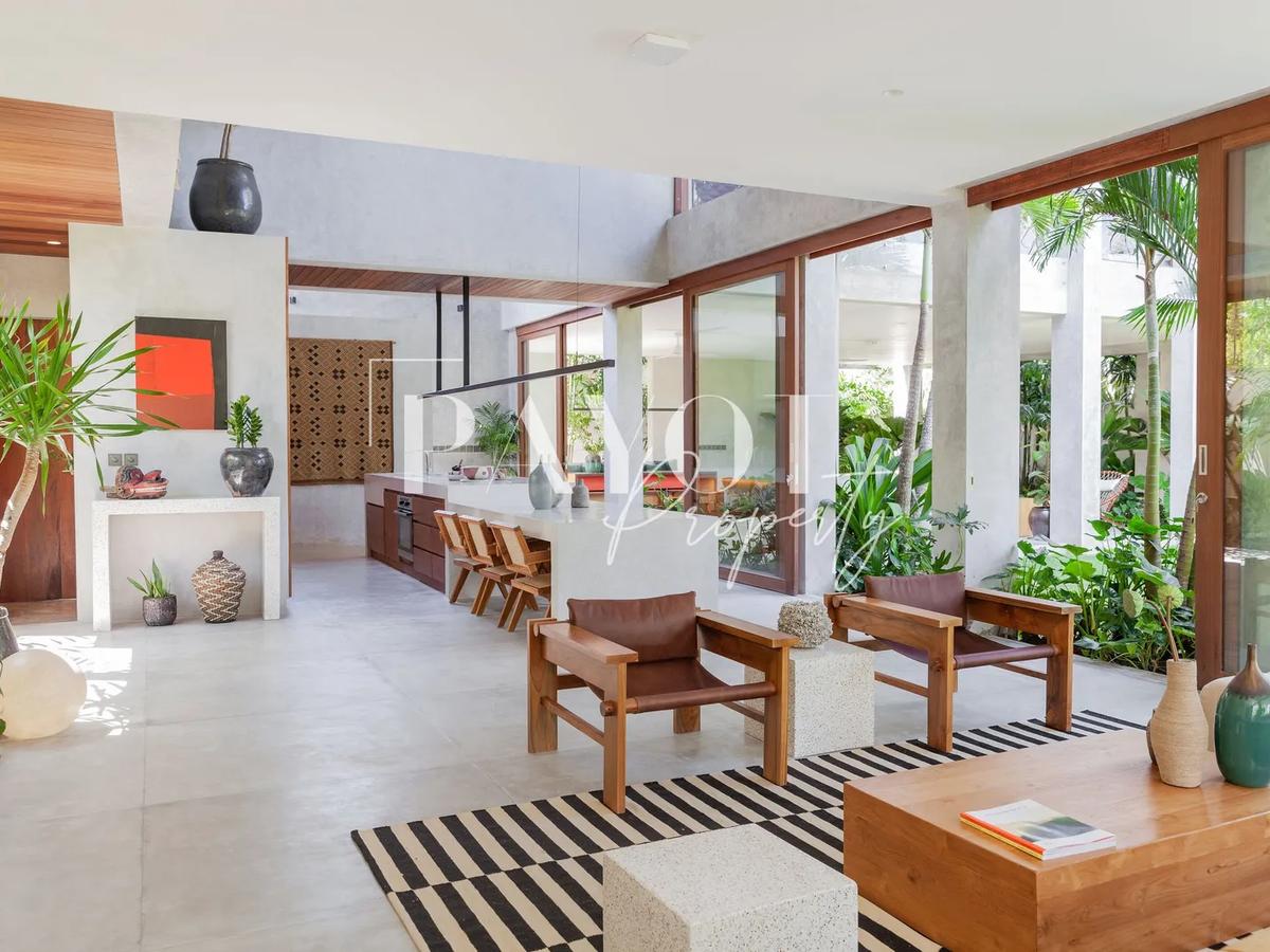 Villa Brutalist - 14