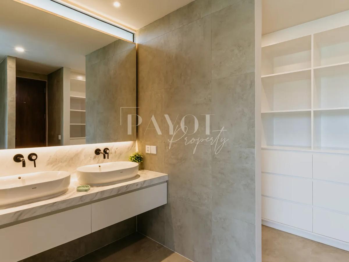 Elevated Living With Ocean View - 14