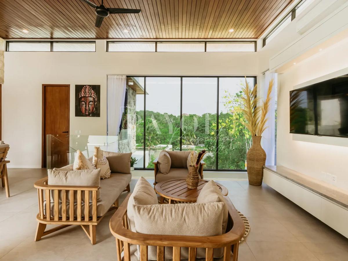 Elevated Living With Ocean View - 11