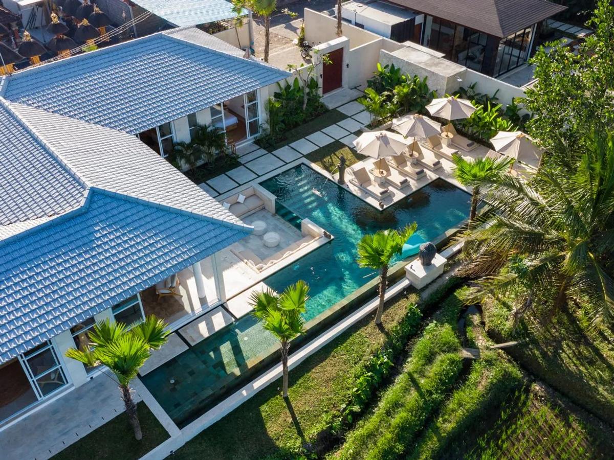 Refined Pavilion Retreat - 4