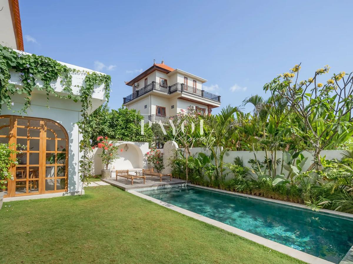 Modern Mediteranean Villa - 2