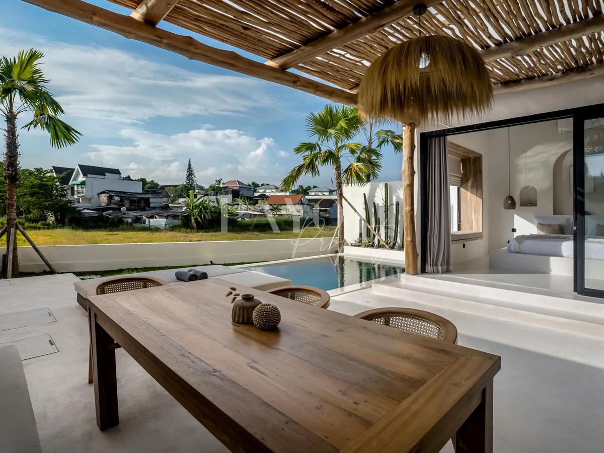 Sunlit Oasis Villa - 10