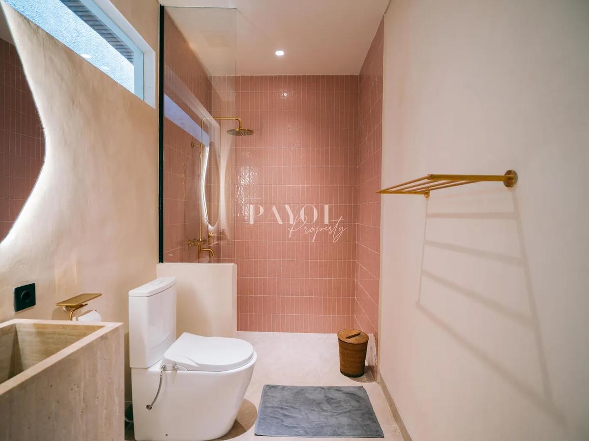 The Silence Of Straight Lines - 14