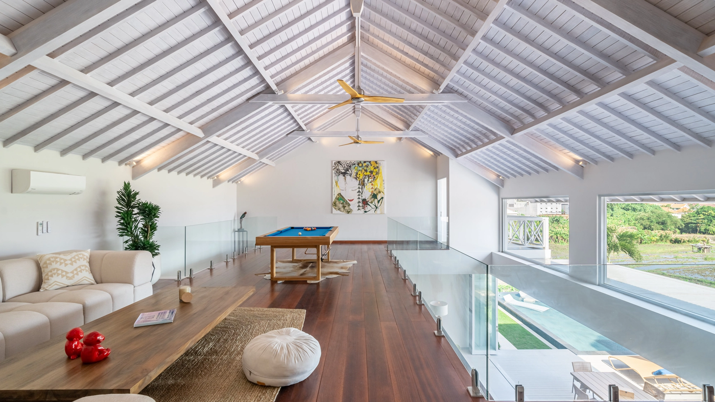 SIGNATURE MASTERPIECE 4 BEDROOMS CANGGU — 4-bedroom villa for sale in Canggu, Bali