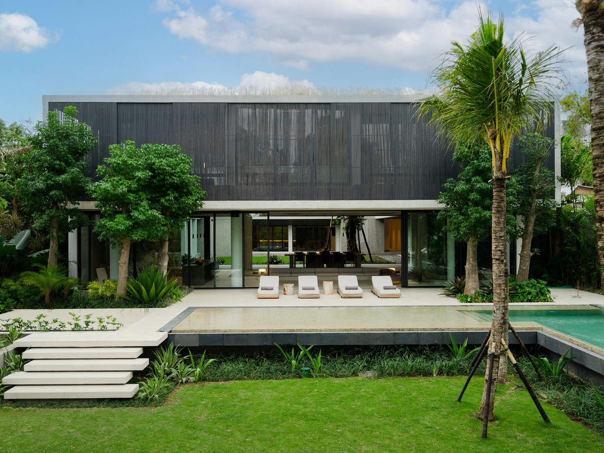 MODERN MASTERPIECE VILLA - 6 BEDROOMS - PERERENAN — 6-bedroom villa for sale in Pererenan, Bali (photo 33)