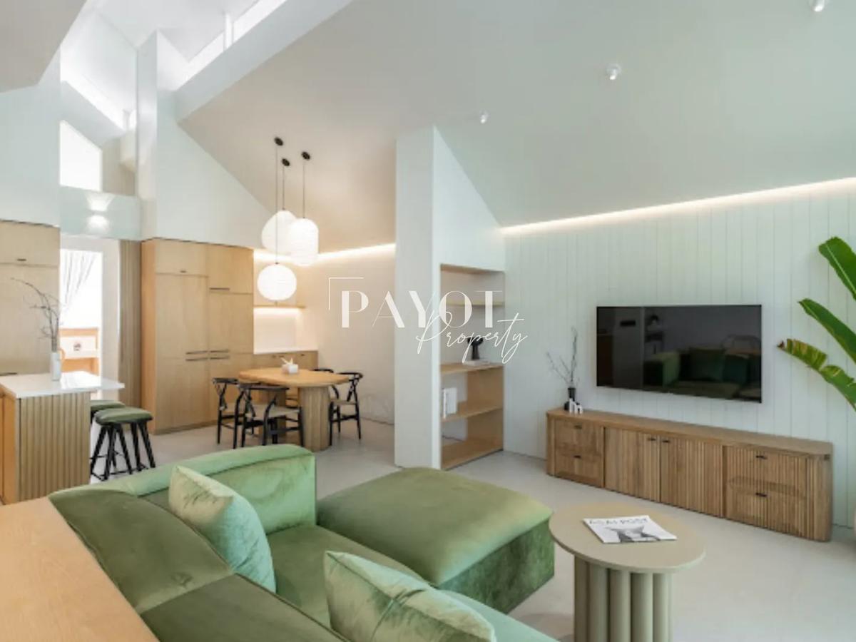 Villa Minimalist Iii - 3