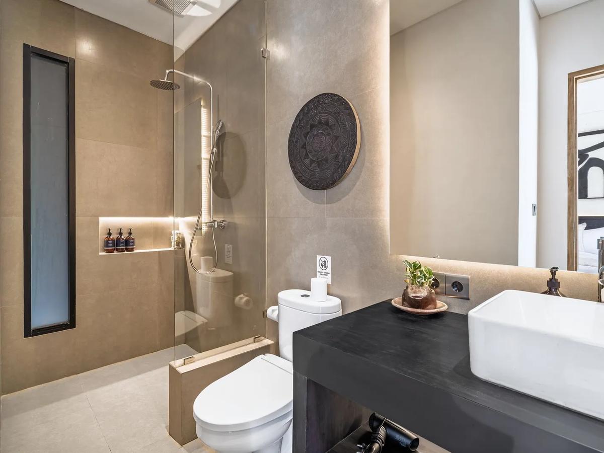 The Green Crowned Villa - 15