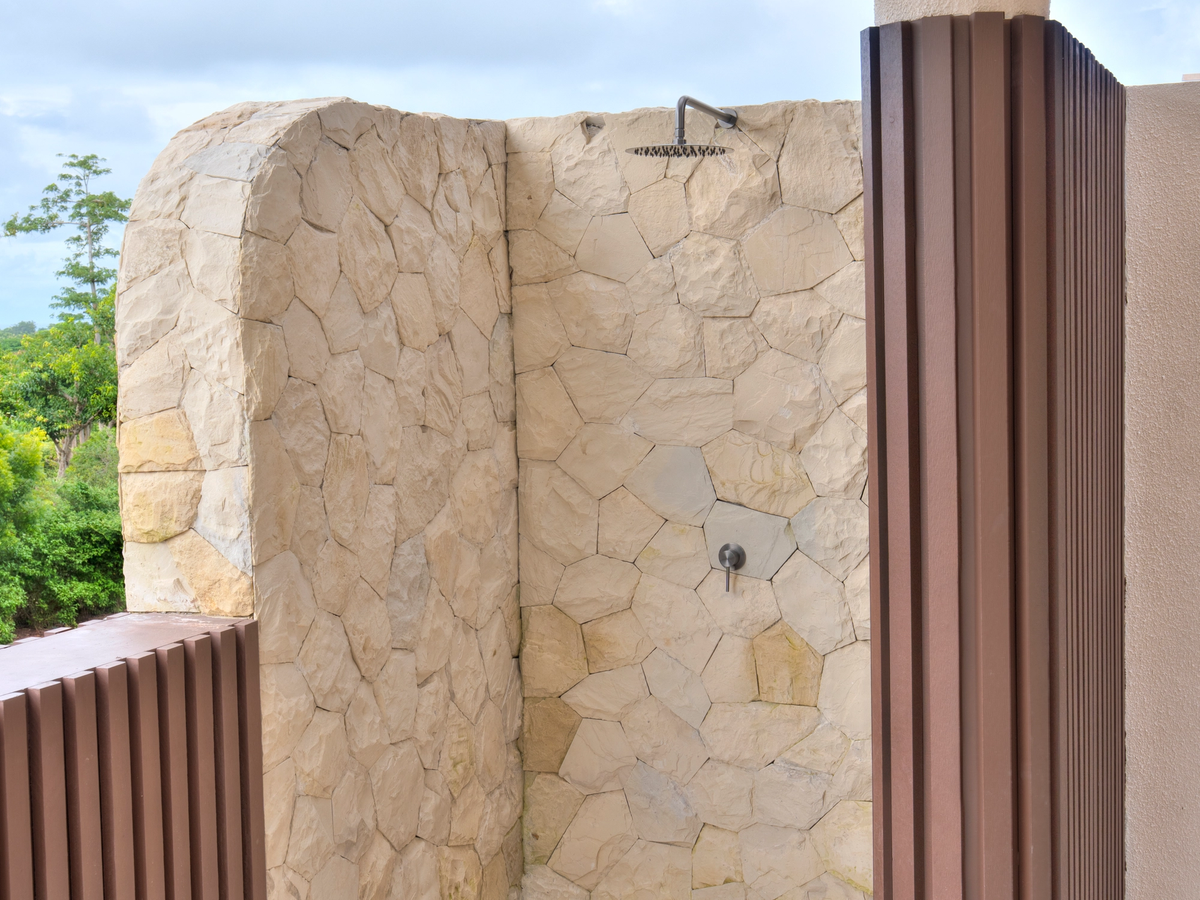 CURVE VILLA - 4 BEDROOMS - BINGIN — 4-bedroom villa for sale in Bingin, Bali (photo 30)