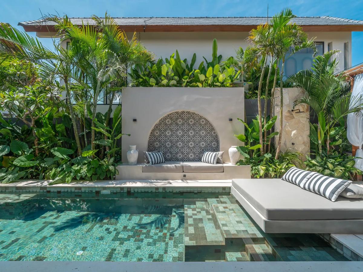 Contemporary Villa With Mediterranean Touch - 5