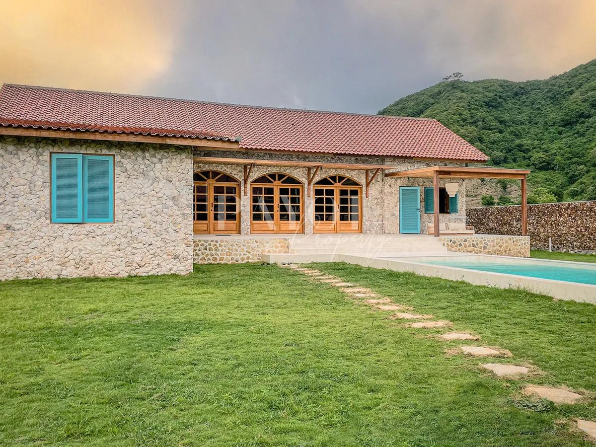 Charming Authentic Villa - 3