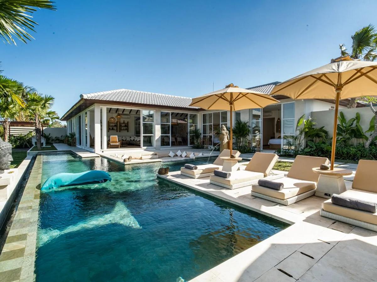 Refined Pavilion Retreat - 10