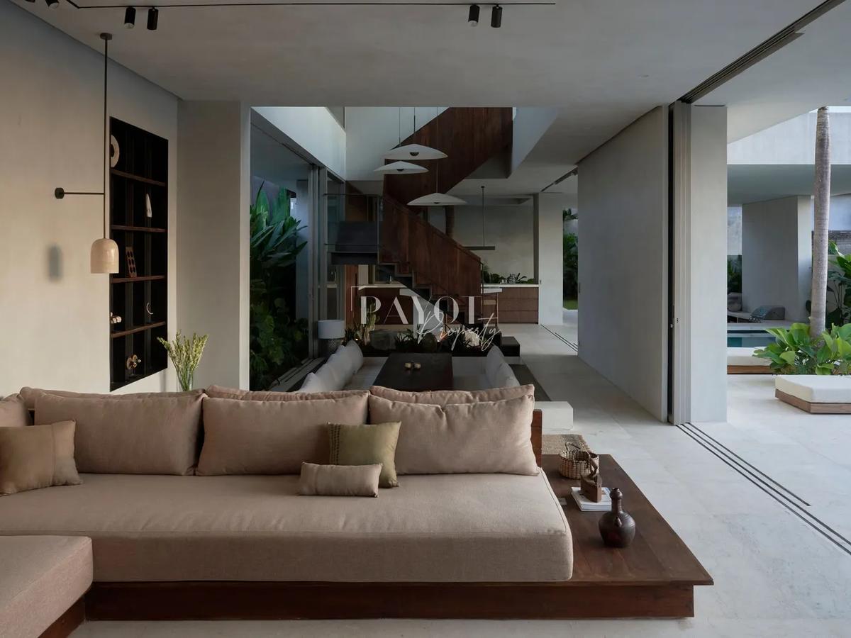 Concrete Lines And Lush Silence - 9