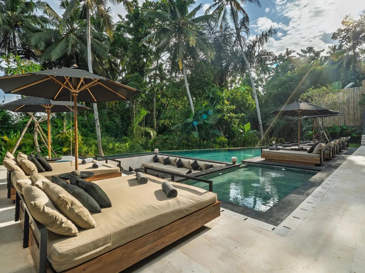 The Green Crowned Villa - 6