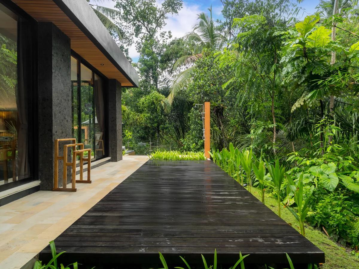 Obsidian Hideaway Villa - 8