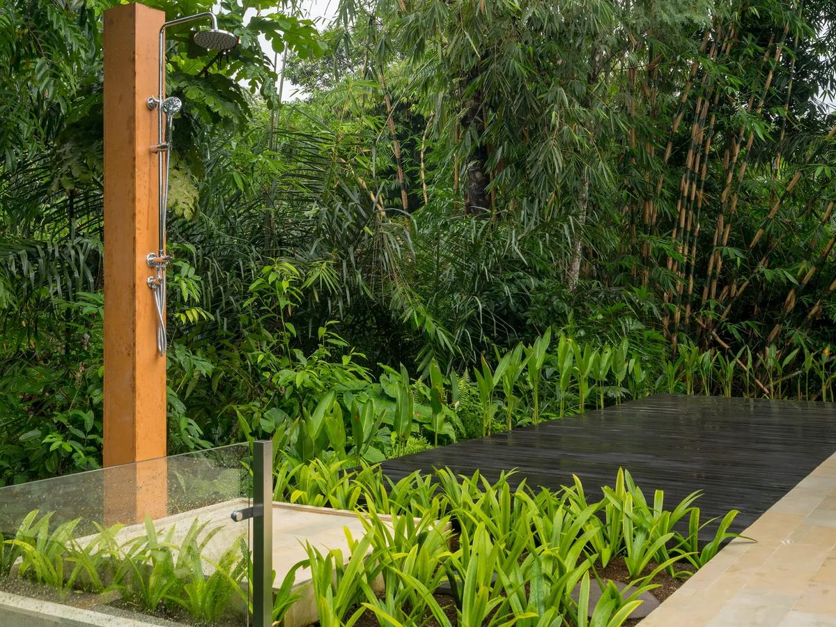 Obsidian Hideaway Villa - 9