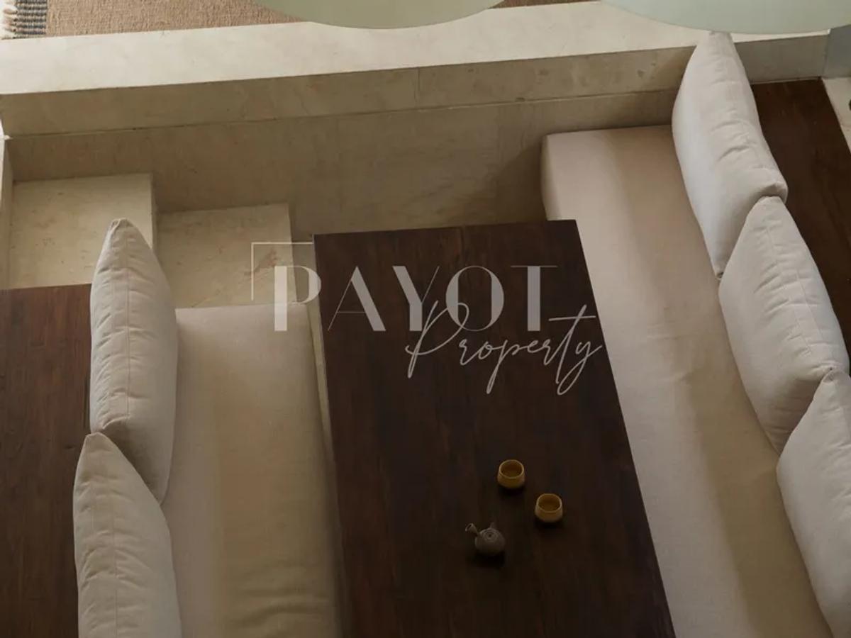 Concrete Lines And Lush Silence - 14