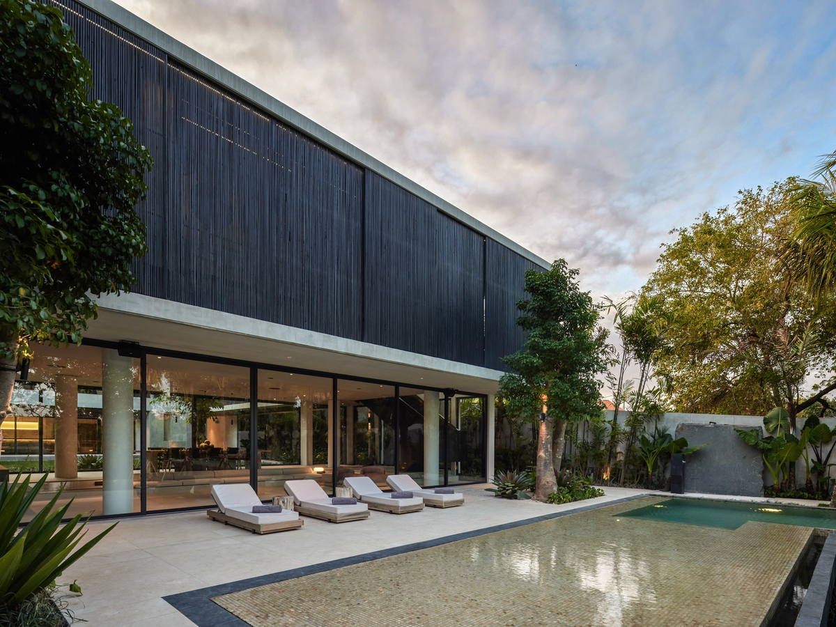 MODERN MASTERPIECE VILLA - 6 BEDROOMS - PERERENAN — 6-bedroom villa for sale in Pererenan, Bali (photo 9)