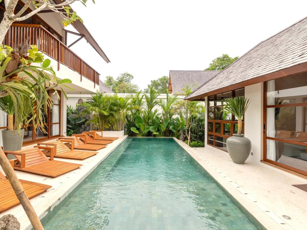 Balinese Modern Tropical Style Villa - 2