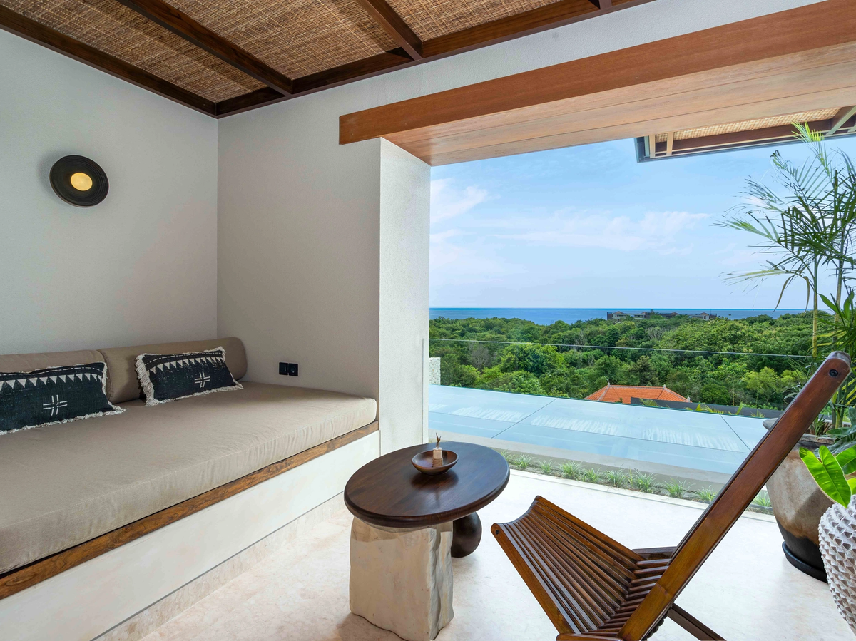 VILLA AMA - 4 BEDROOMS - ULUWATU CLIFF — 4-bedroom villa for sale in Uluwatu, Bali (photo 26)
