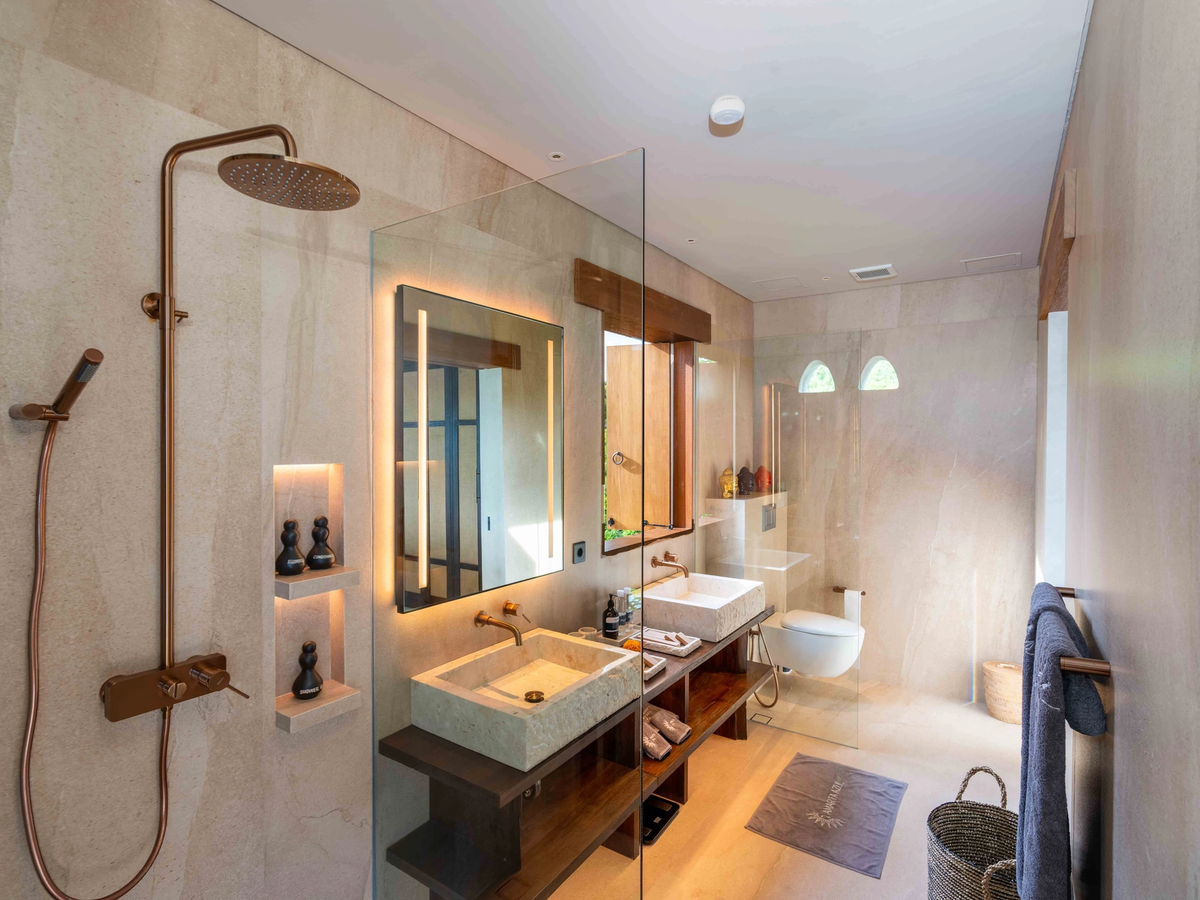 VILLA AMA - 4 BEDROOMS - ULUWATU CLIFF — 4-bedroom villa for sale in Uluwatu, Bali (photo 20)