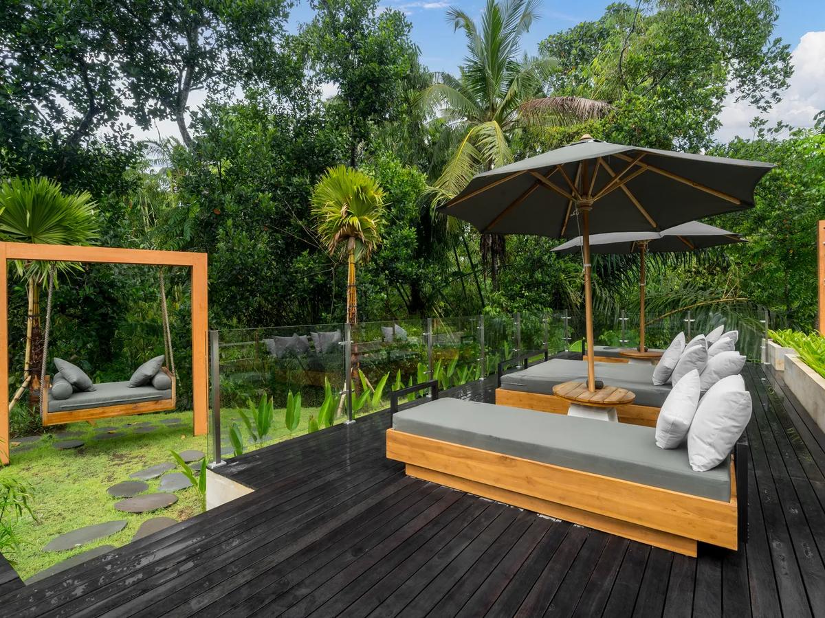 Obsidian Hideaway Villa - 12