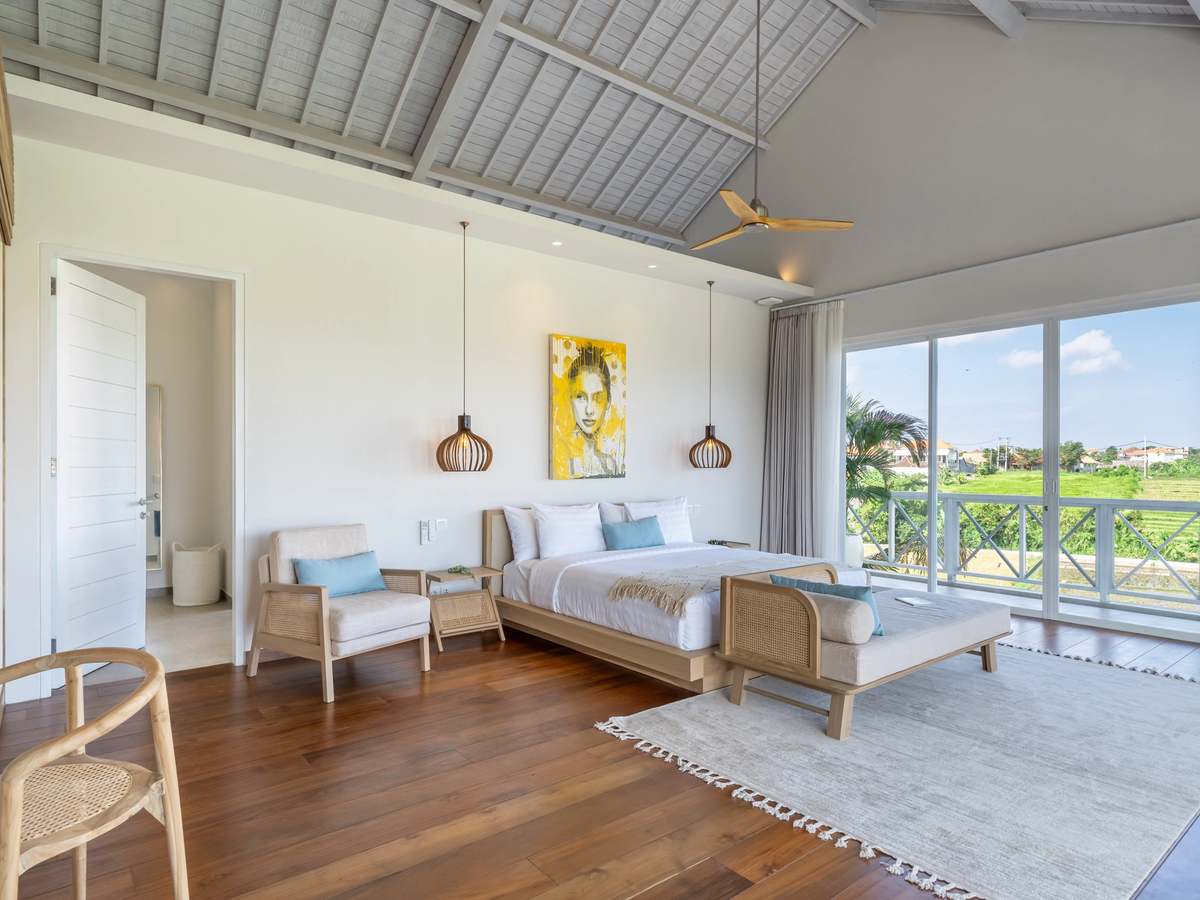 SIGNATURE MASTERPIECE - 4 BEDROOMS - CANGGU — 4-bedroom villa for sale in Canggu, Bali (photo 24)