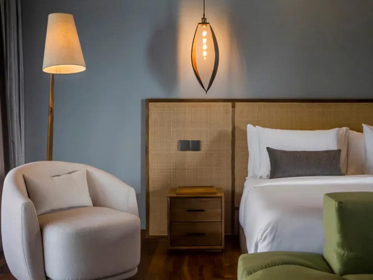 Contemporary Villa Retreat - 7