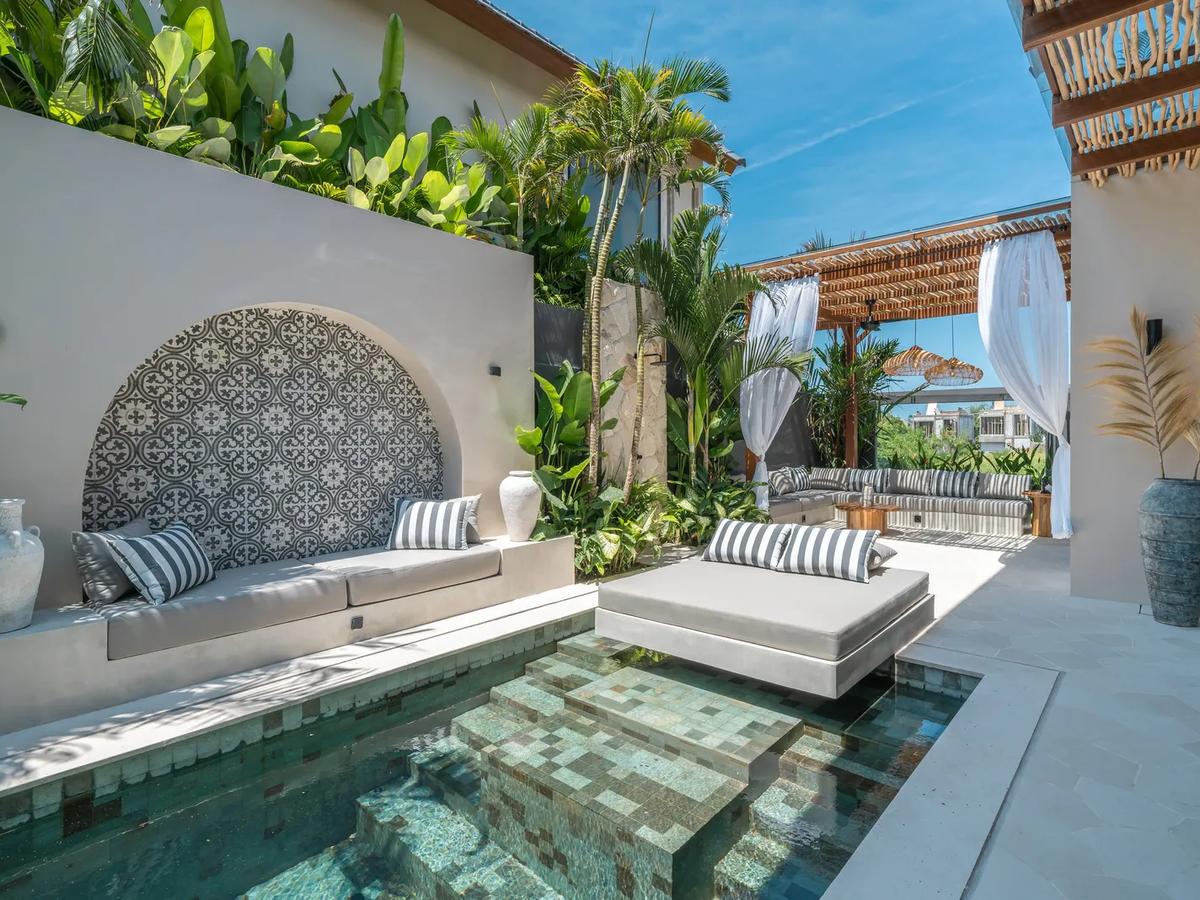 Contemporary Villa With Mediterranean Touch - 4